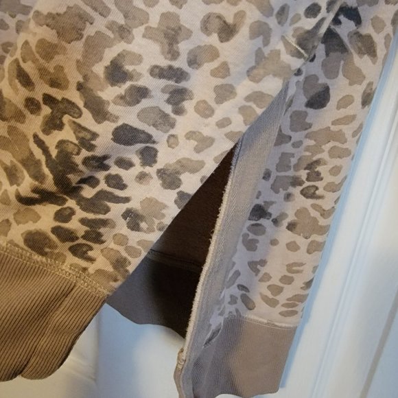 Tunic length, Animal print Sweatshirt, size L (01) - Picture 2 of 4